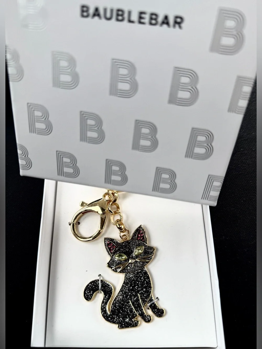 NEW BAUBLEBAR Black Glitter Cat Bag Charm/Keyring with Gold Hardware.